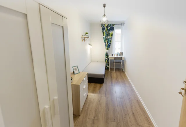 Pokój jednoosobowy nr 6 Plebiscytowa 38