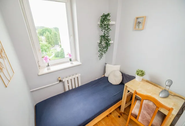 Pokój 4 przy ul. Olsztyńskiej 5A w Gdańsku