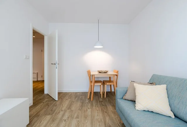 Voucher na zakupy | 2 pok. | 40.2 m2 | Balkon | Internet |Bez prowizji