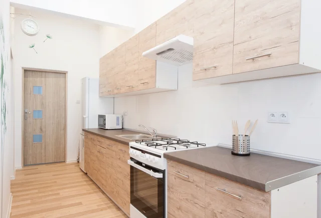 Здам  кімнату по вул. Струга 46!