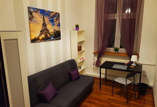 Pokój nr 5 dwuosobowy Piotrkowska 24 / Plac Wolności