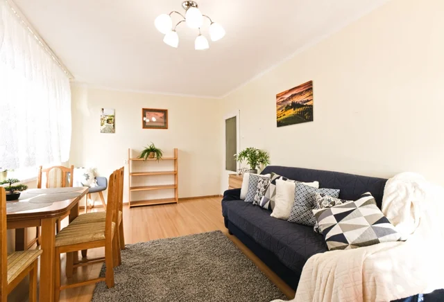  Кльонова 38/40, квартира-студія