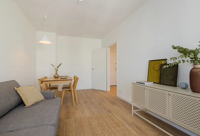 2-pokojowe | 46.8 m2 | Balkon | Internet w cenie | Bezpośrednio