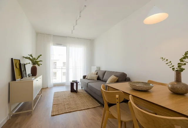 2-pokojowe | 46.8 m2 | Balkon | Internet w cenie | Bezpośrednio