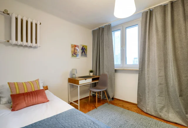 Pereca 13/19 m 1501 room 1