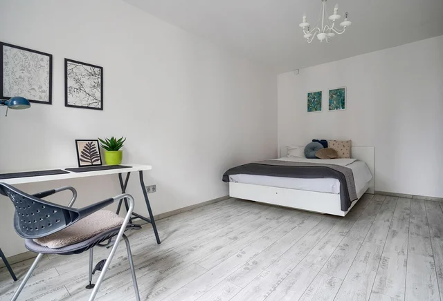 Ogrodowa 32 m 77 room 3