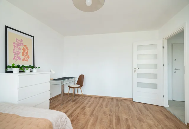 Prosta 2/14 m 62 room 3