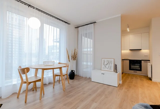 Studio | 27.79 m2 | Balkon | Internet w cenie | Bezpośrednio