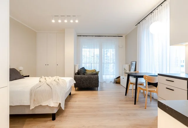 Studio | 35.02 m2 | Large Balcony | Internet included | One month free