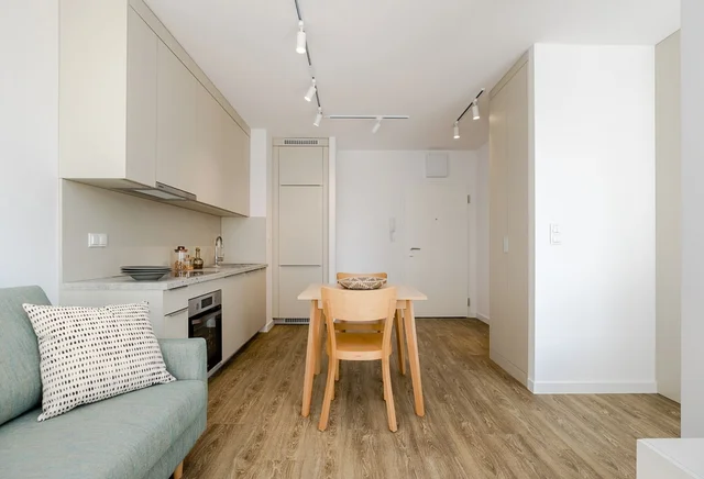 Studio | 32.2 m2 | Balkon | Internet w cenie | Bezpośrednio