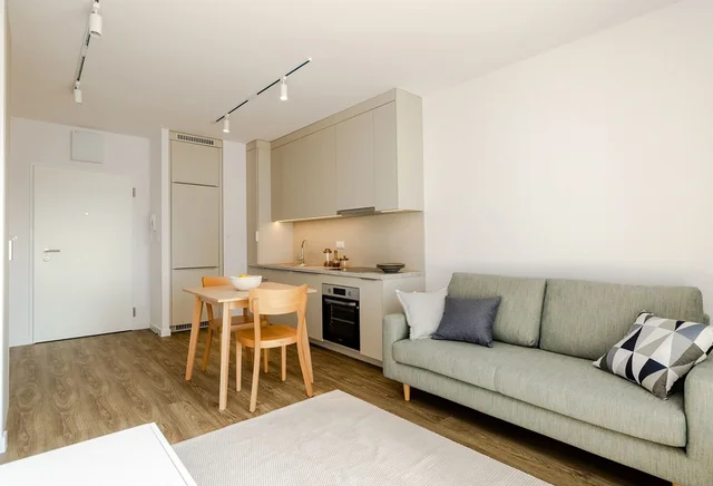 Studio | 32.2 m2 | Balkon | Internet w cenie | Bezpośrednio
