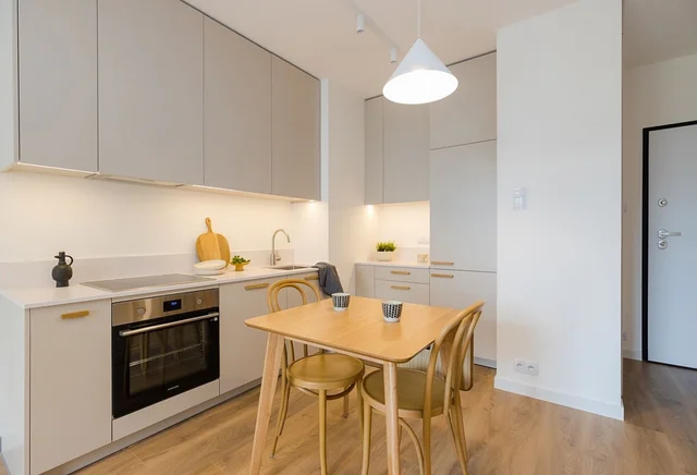 2-pokojowe | 34.89 m2 | Balkon | Internet w cenie | Bezpośrednio