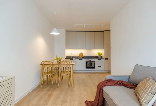 3-pokojowe | 55.6 m2 | Balkon | Internet w cenie | Bezpośrednio