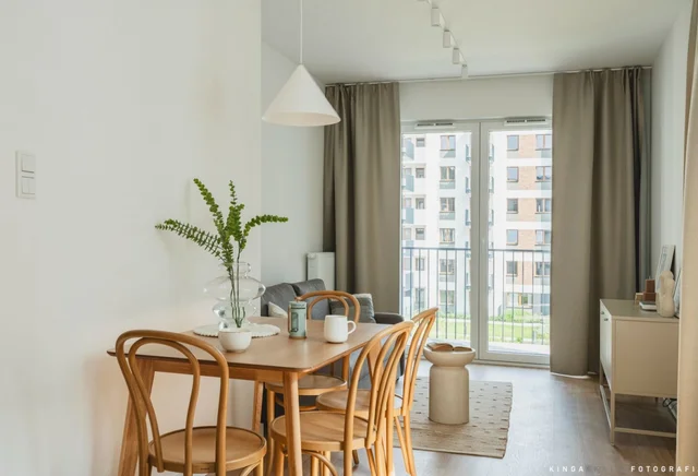 2-pokojowe | 33.18 m2 | Balkon | Internet w cenie | Bezpośrednio