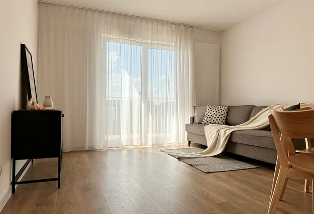 3-pokojowe | 62.4 m2 | Balkon | Internet w cenie | Bezpośrednio