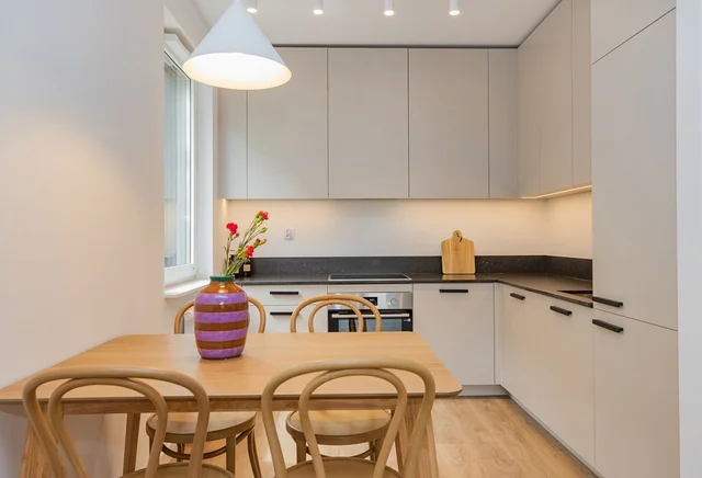 3-pok | 47.93 m2 | Balkon | Bezpośrednio | Parking