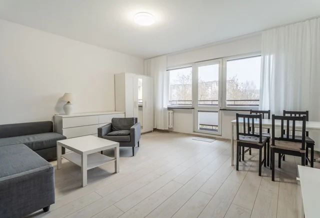 50m2, 2 pok. dobry standard, duży balkon! Bukowe