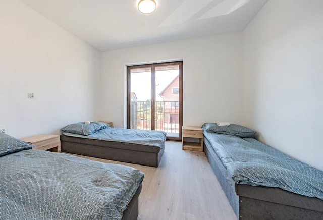 3-osobowy pokój nr 8, Kokoszki