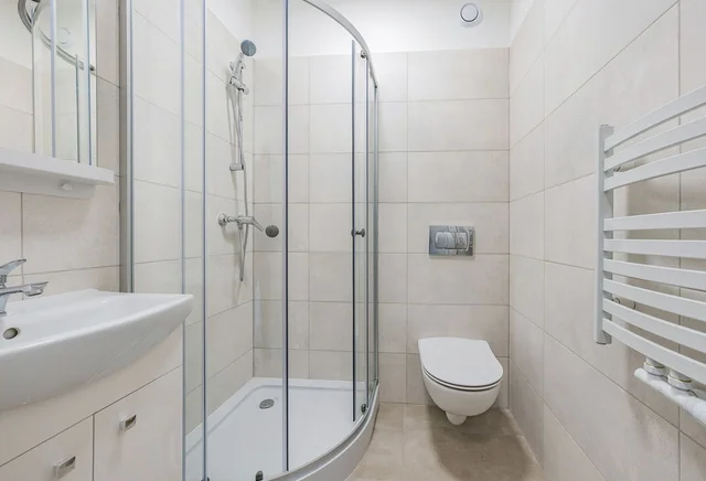 3-osobowy pokój nr 8, Kokoszki