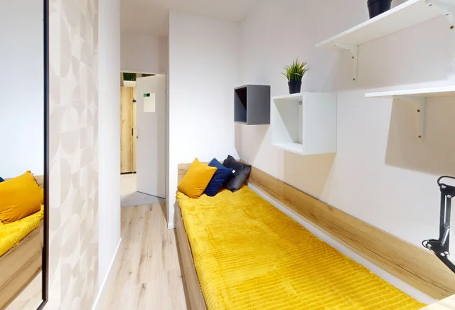 Single room #2 at Żelazna Street