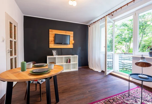 57m2/ 3 pokoje/ Przyjazna