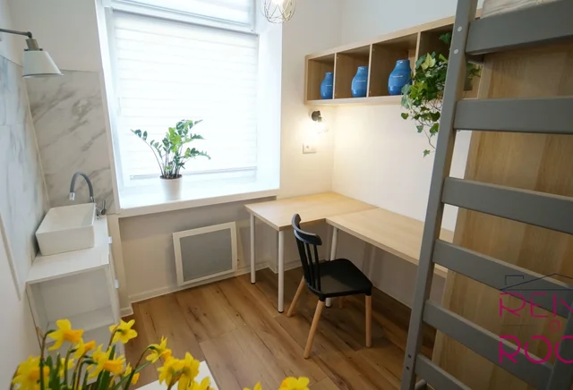 SIENKIEWICZA 29  DW. FABRYCZNY, Pokój jednoosobowy NR 2