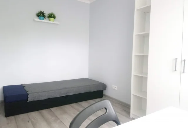 Pokój jednoosobowy #1 przy ul. Żwirki i Wigury 59