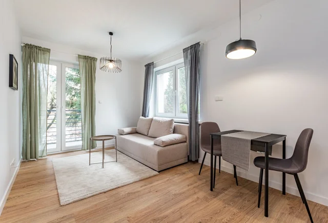 Studio apartment #7 at Prawnicza 94 Street