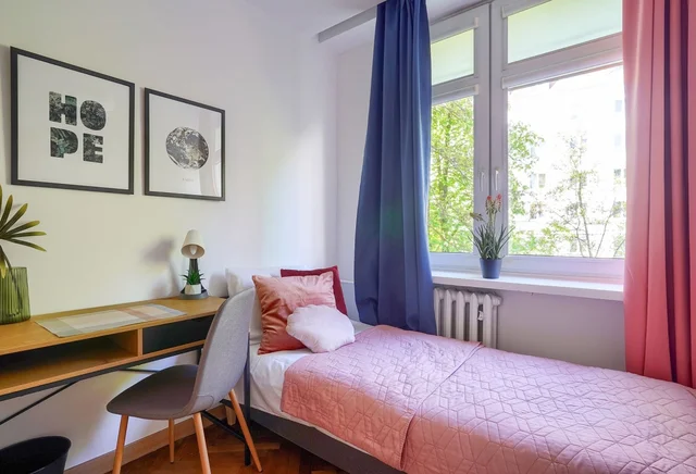 Armii Ludowej 4 m 9 Room 3