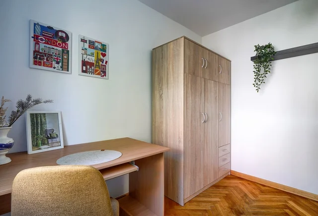 Armii Ludowej 4 m 9 Room 4