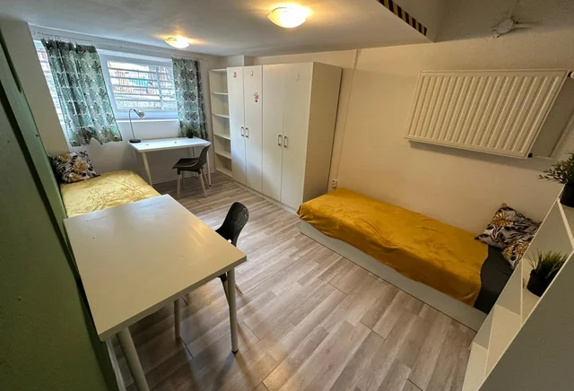 Pokój dwuosobowy #3 przy ul. Wita Stwosza 17b [DLA KOBIET]