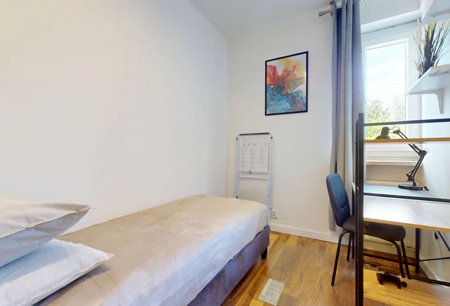 Pokój jednoosobowy #3 przy ul. Powstańców Śląskich 87/267