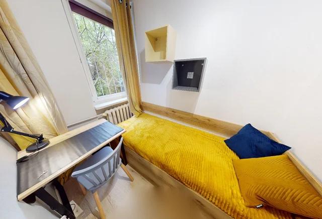 Pokój jednoosobowy #6 przy ul. Andersena 6