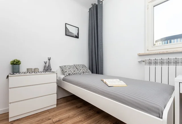 Single room #2 at ul. Chmielna 23