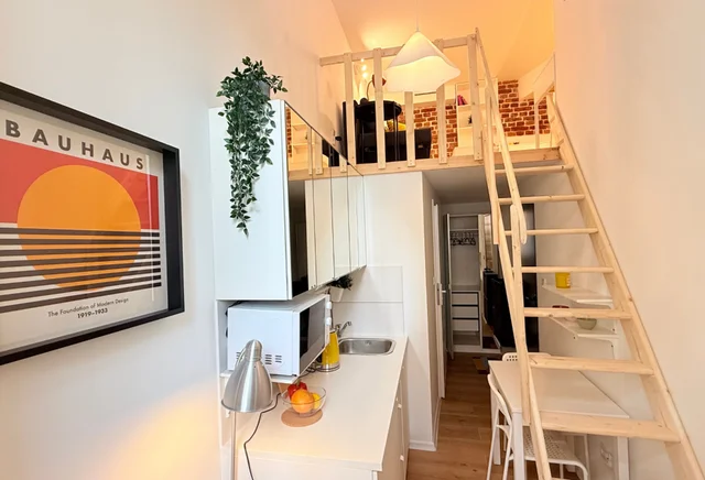 (REJA.29.1.5)Modern studio with private bathroom and kitchen