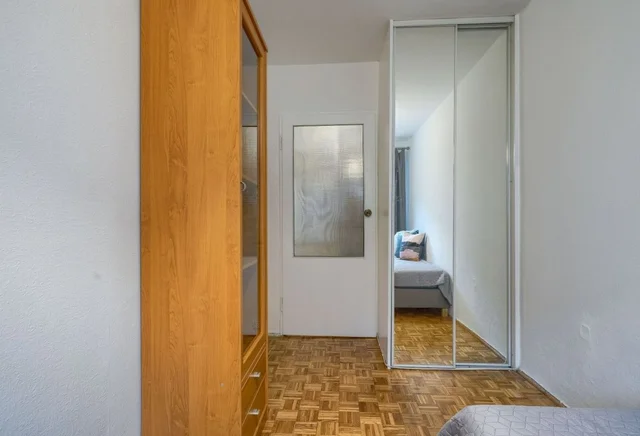 Single Room No. 1, Baleya 8