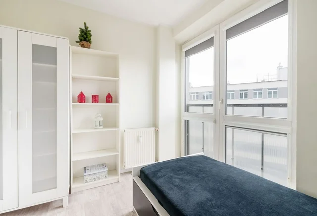 Single room no. 1, Chmielna Street 35