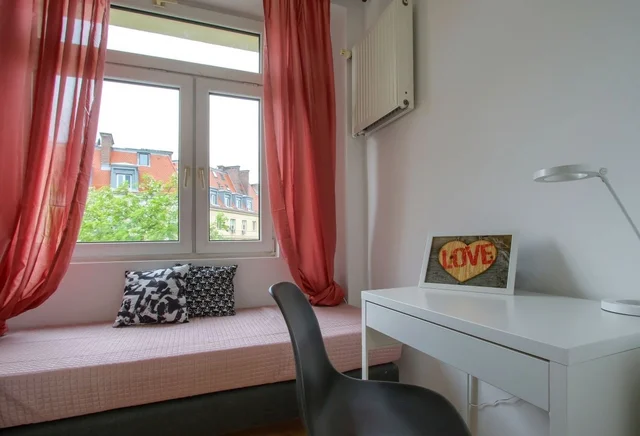 Single room no. 4, Wyzwolenia Street 2