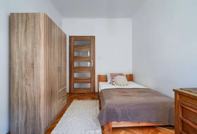 Single room no. 1, Stalowa Street 20/22