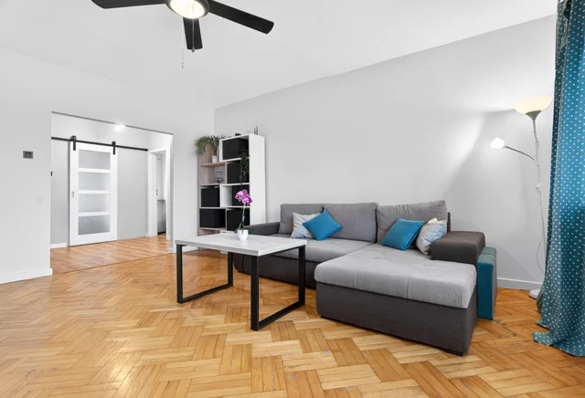 Well-arranged 3-room apartment in a quiet neighborhood!