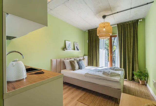 Затишна квартира-студія в будинку Silver Forest