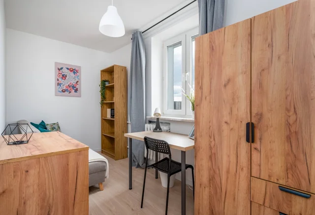 Pokój na Woli, Leszno