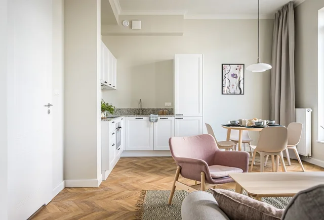  2 pokoje | DUŻY BALKON | BEZPOŚREDNIO