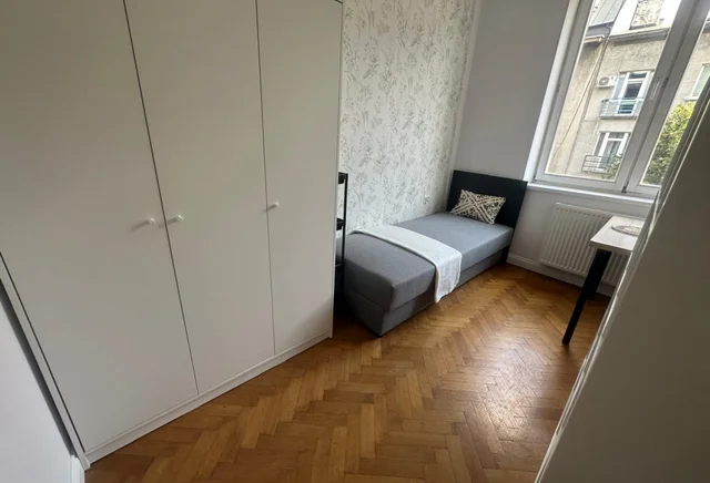 Chopin Street 3/7a (single room no. 1)