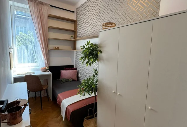 Chopin Street 3/7a (single room no. 2)