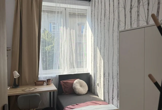 Chopin Street 3/7a (single room no. 3)