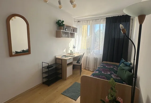 Krowoderskich Zuchów Street 24/49 (single room no. 5)