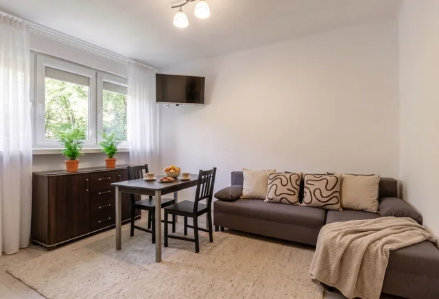 Babickiego 2, studio apartment